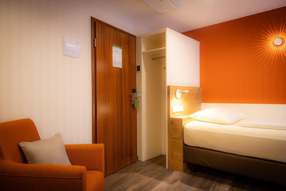 Hotel Azenberg Stuttgart Luaran gambar