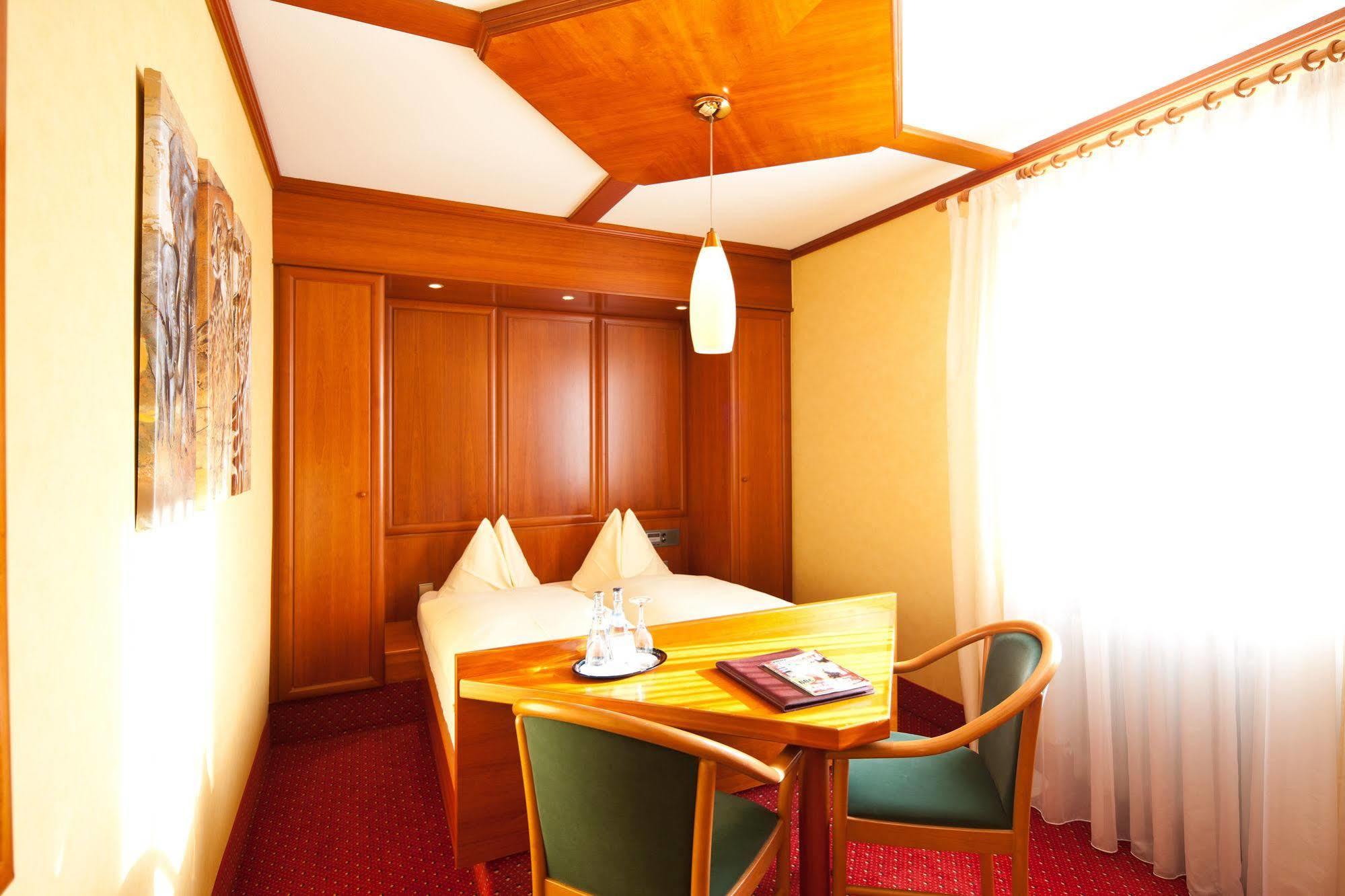 Hotel Azenberg Stuttgart Luaran gambar